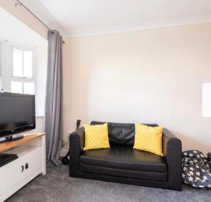 Beautiful Large Property, Sleeps 9 Walking Distance To The Sea , Beaches And Restaurants Fantastic Interior Lyme Regis Exterior foto