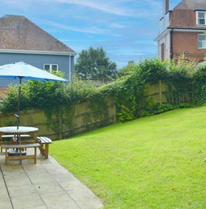 Beautiful Large Property, Sleeps 9 Walking Distance To The Sea , Beaches And Restaurants Fantastic Interior Lyme Regis Exterior foto