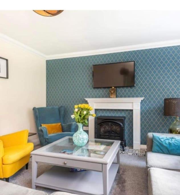 Beautiful Large Property, Sleeps 9 Walking Distance To The Sea , Beaches And Restaurants Fantastic Interior Lyme Regis Exterior foto